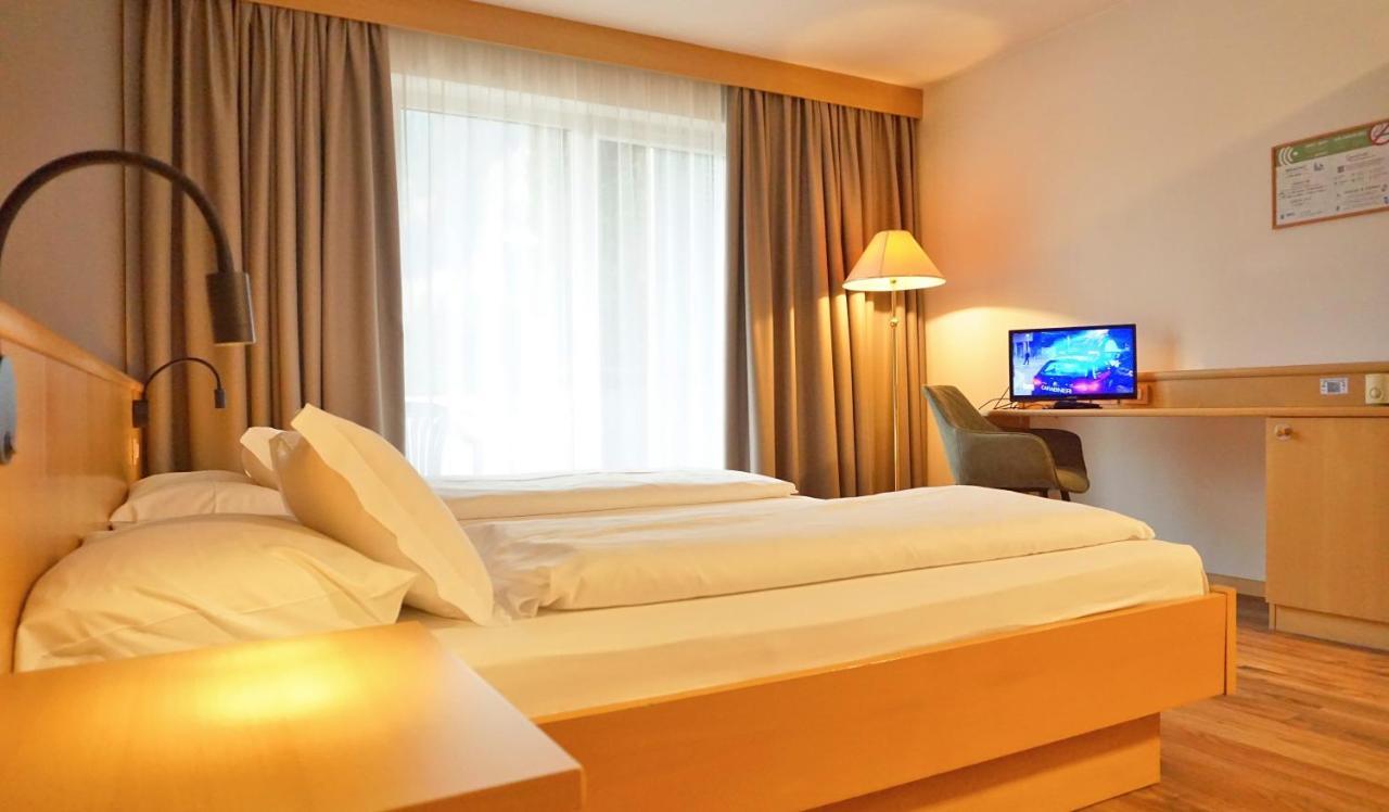 Hotel Brenner - Stop & Go Випитено Екстериор снимка